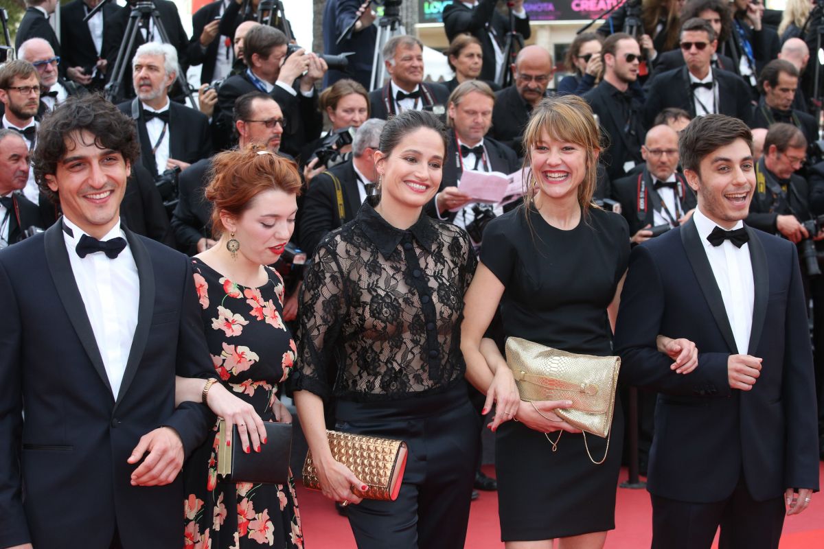 玛丽·吉莲在第70届戛纳电影节开幕影片《圣鹿之死》首映出席