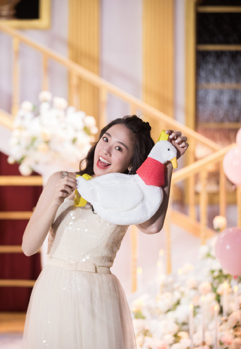 明星大侦探4吴映洁《家有儿女》剧照图片
