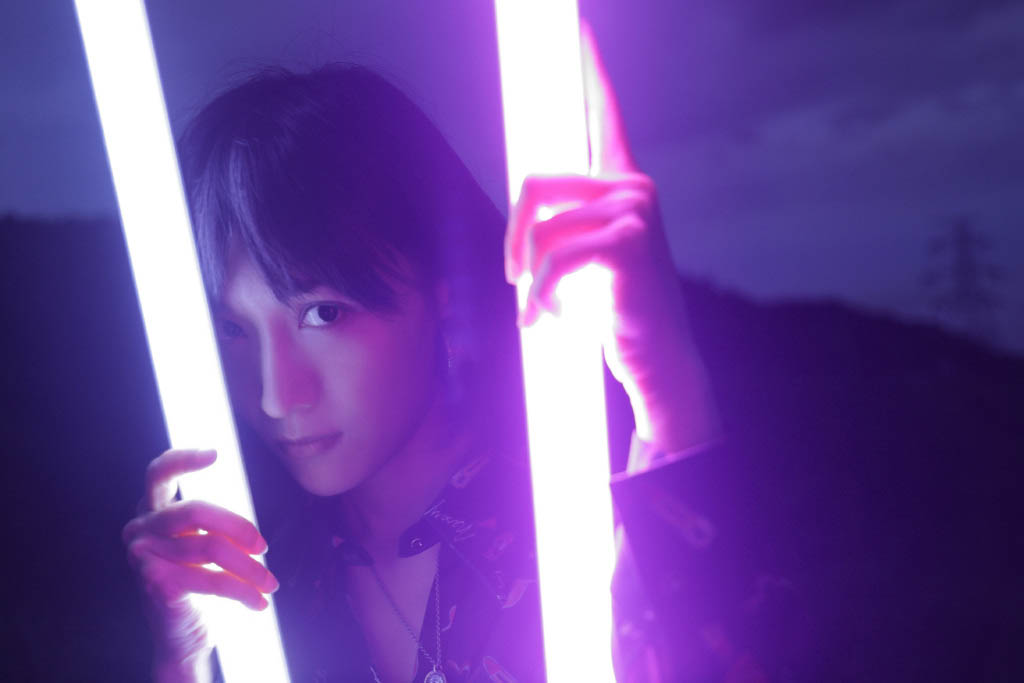 田沅朦胧光影写真图片