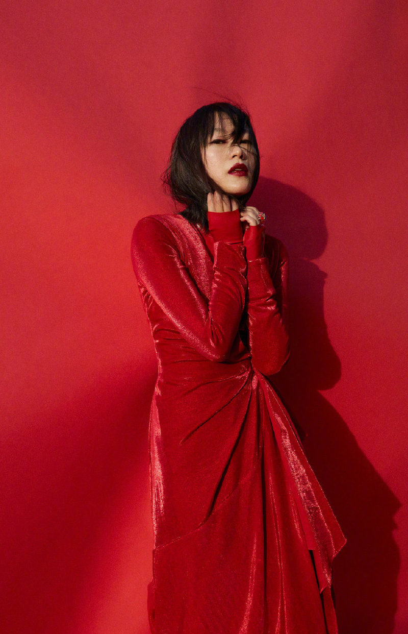 黄璐性感美艳时尚杂志写真大片