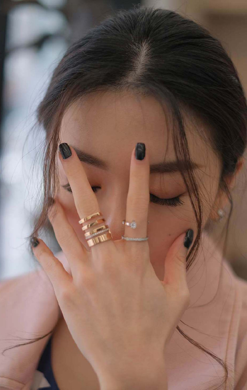 程晓玥清新甜美写真图片