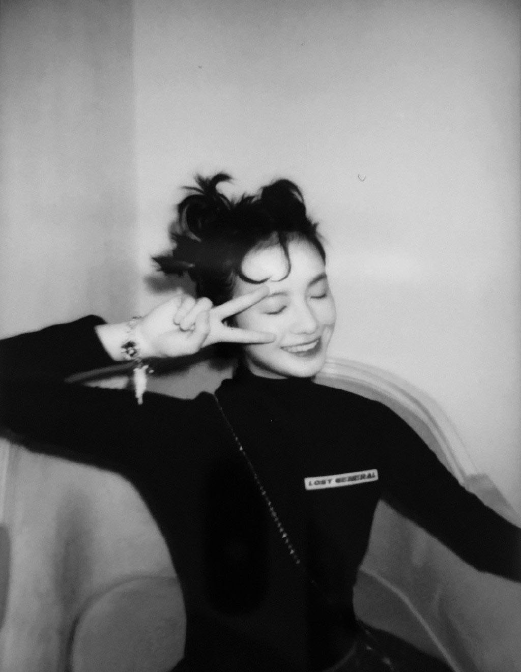 李庚希复古个性写真图片