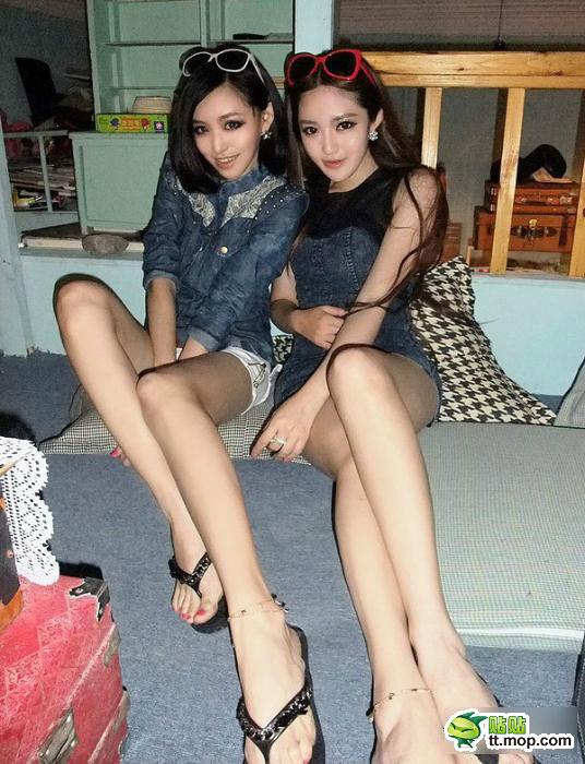 爆中日韩俄富家美女糜烂的夜生活