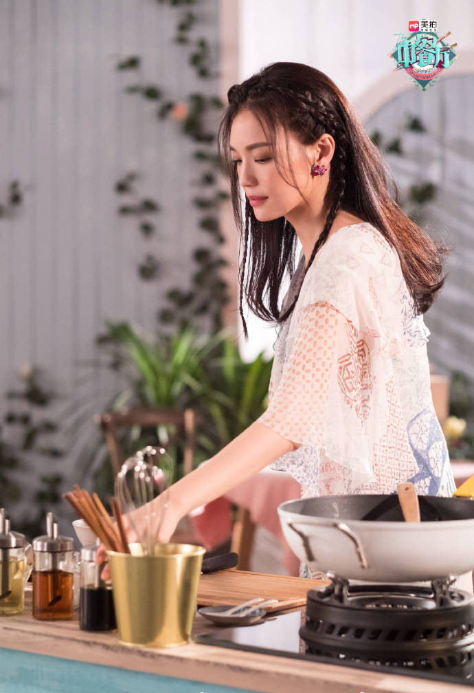 舒淇《中餐厅》第二季甜美花絮图片