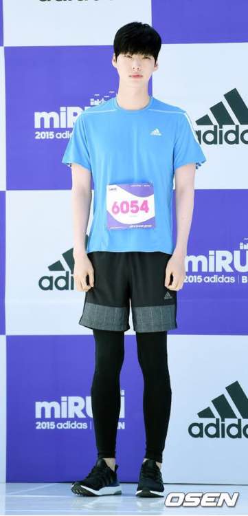 安宰贤出席adidas mirun busan 新闻