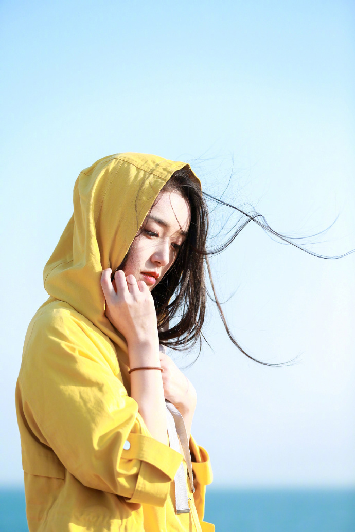 蒋依依图片 蒋依依海边唯美写真图片