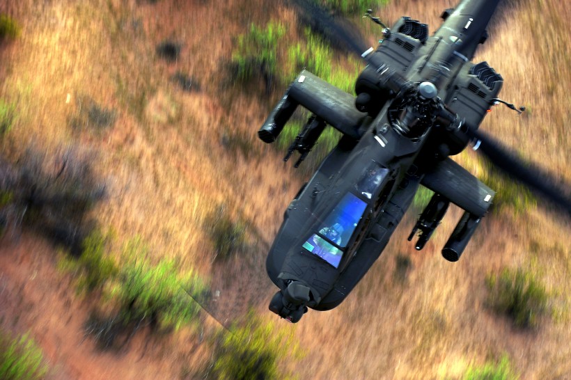 AH-64武装直升机图片(7张)
