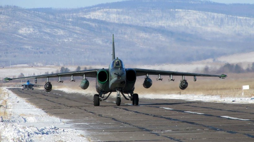 苏-25攻击机图片(6张)