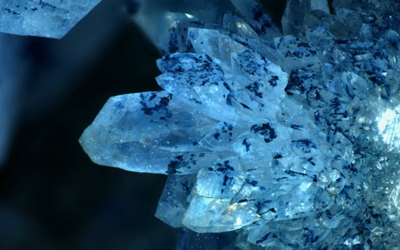 自然的矿石结晶图片(8张)