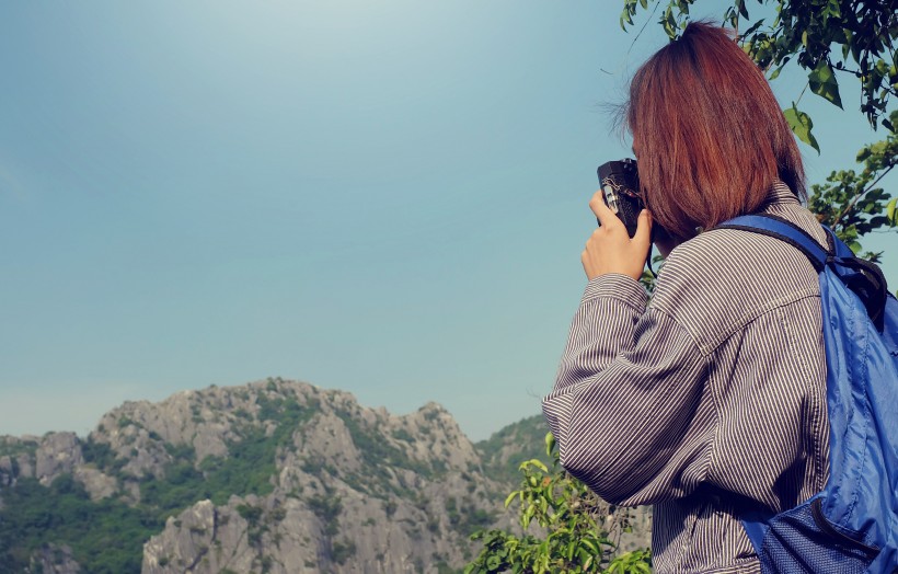 背包旅行的美女图片(11张)