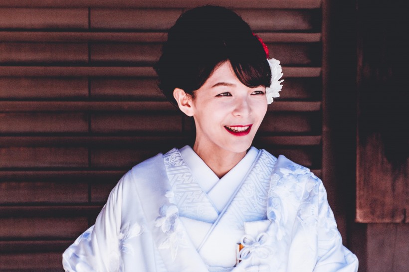 穿着传统和服的日本人图片(7张)