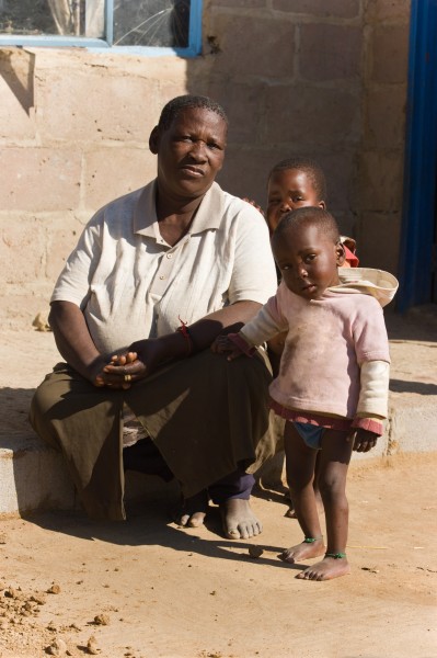 非洲生活人物图片(16张)