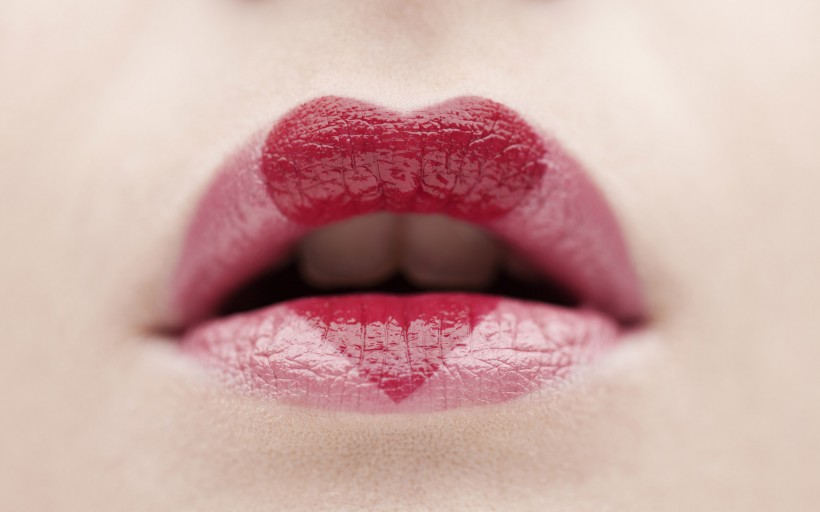 个性的红唇图片(10张)