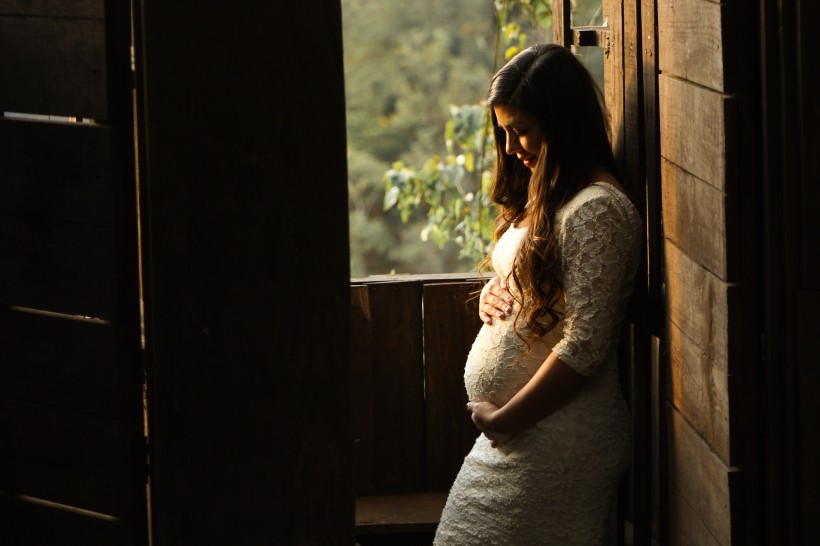 怀孕的女人图片(11张)