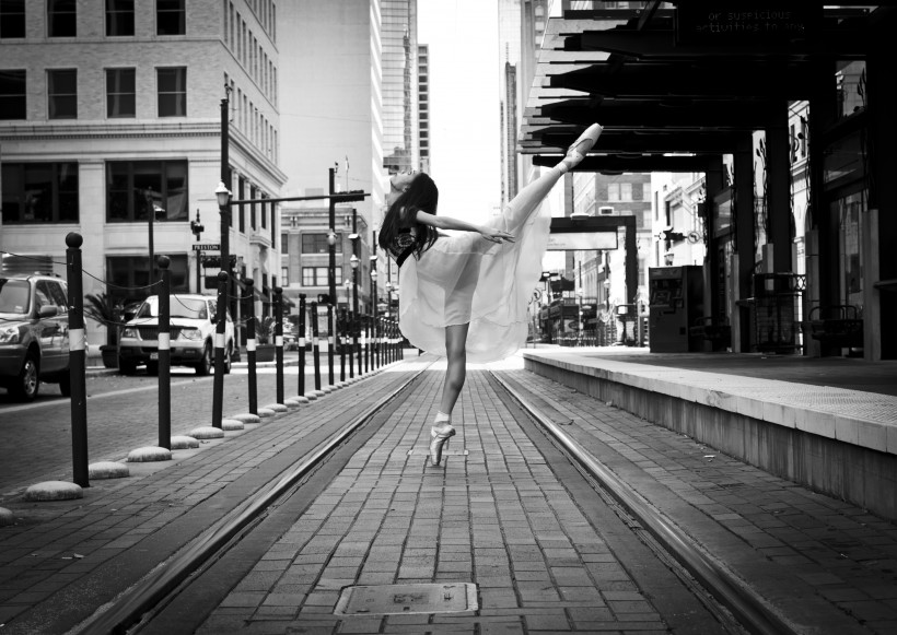 街上的舞者图片(11张)
