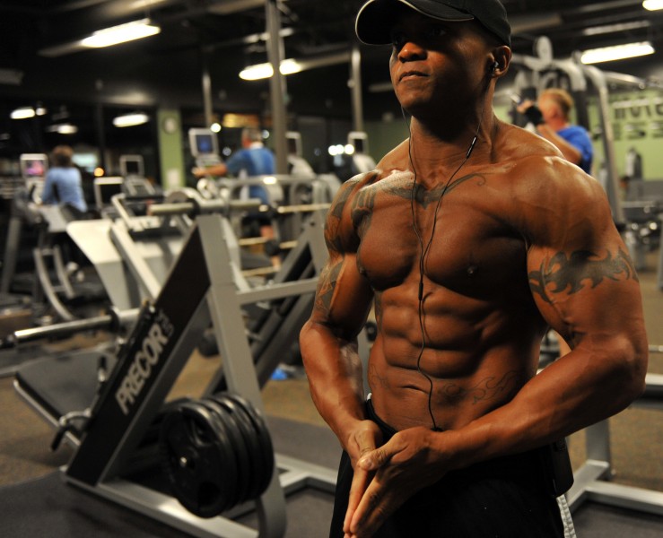肌肉健硕的男人图片(10张)