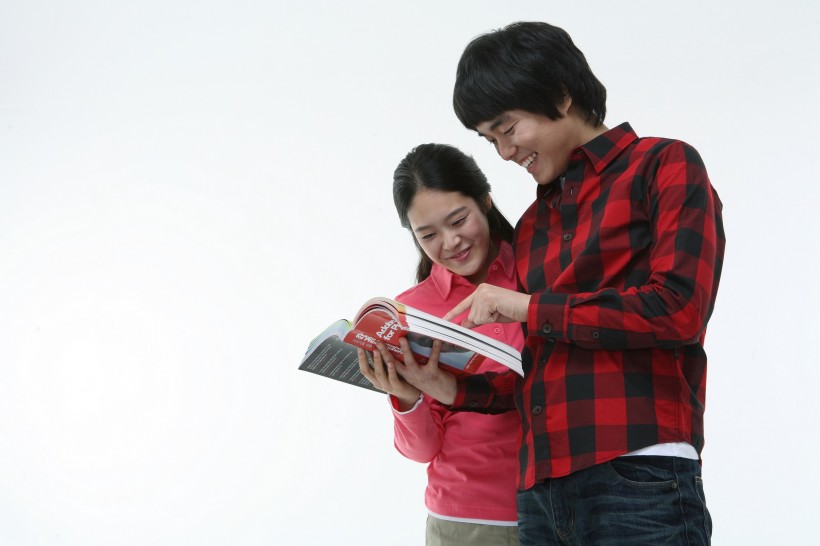 快乐的大学新生图片(27张)