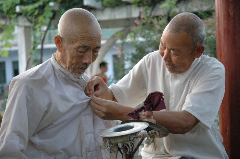 和蔼的老人图片(20张)