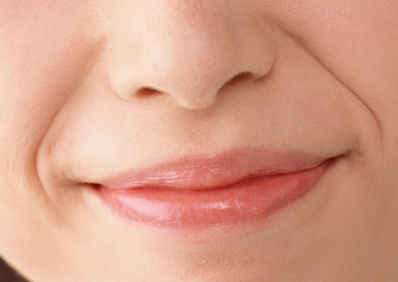 美女的鼻子嘴巴图片(15张)