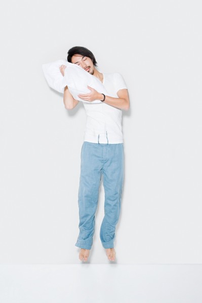 男人生活情境动作图片(29张)