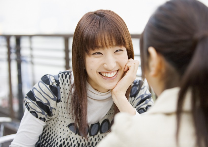 女孩假期品尝美食图片(28张)