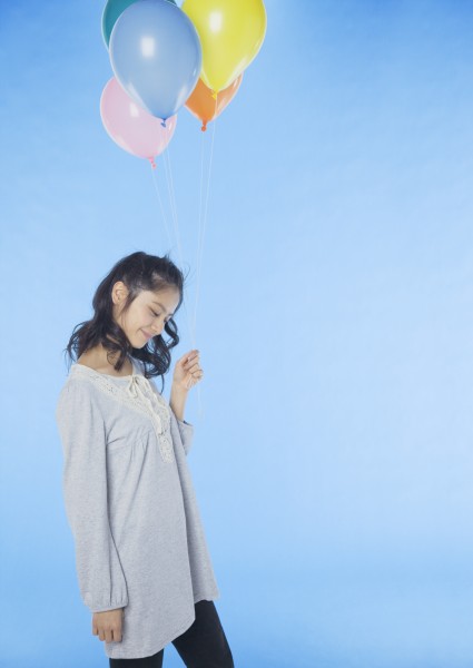 女孩和气球图片(28张)