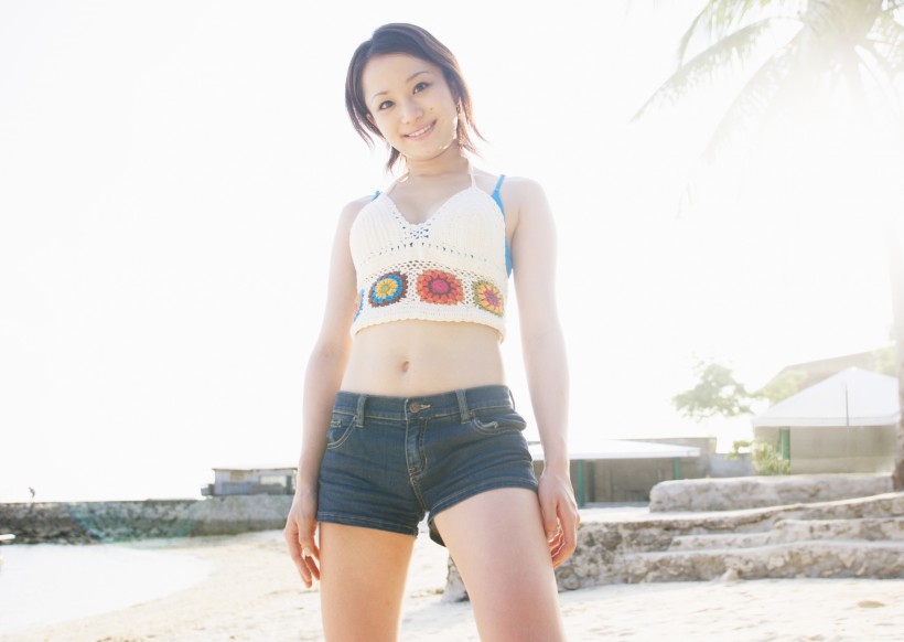 女性在清新绿色大自然度假图片(25张)