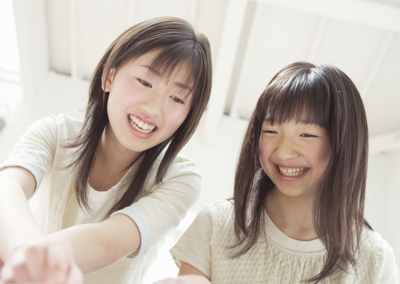 青少年休闲、品尝美食图片(42张)