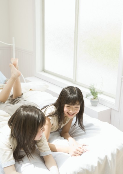 青少年休闲、品尝美食图片(42张)