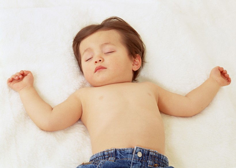 熟睡的宝宝图片(15张)