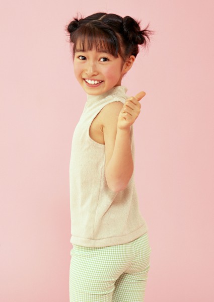 青春靓丽的小女孩图片(15张)