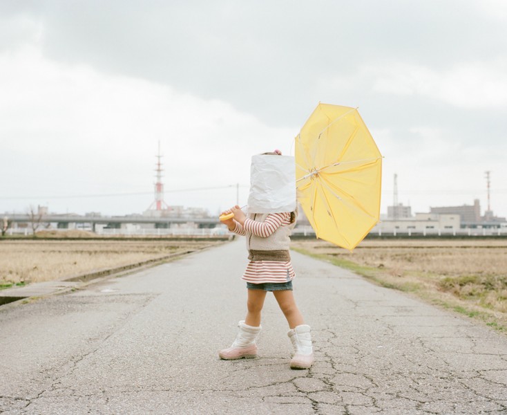 日本超萌小女孩公路摄影图片(58张)