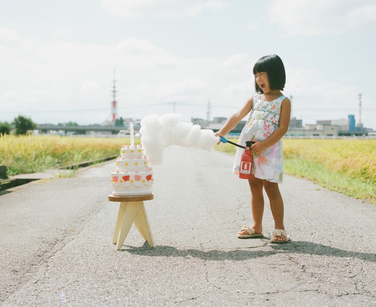 日本超萌小女孩公路摄影图片(58张)