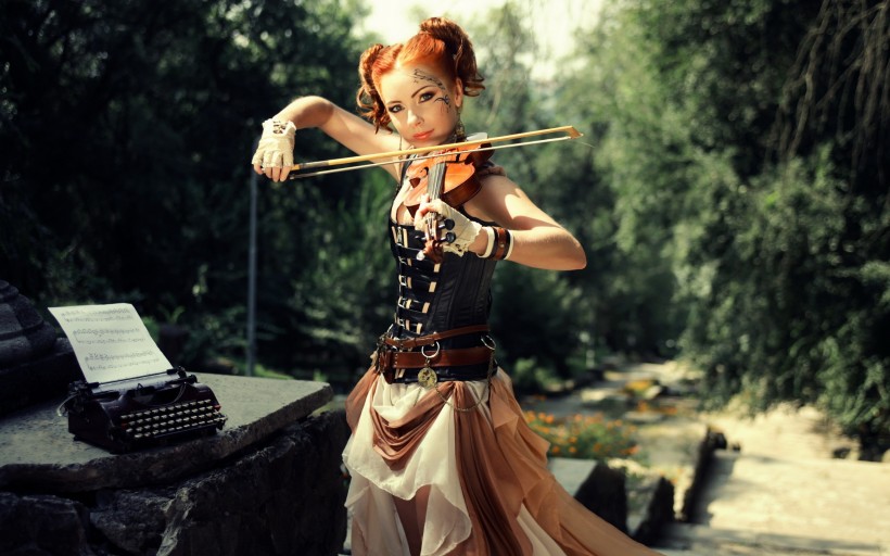 拉小提琴的女孩图片(17张)