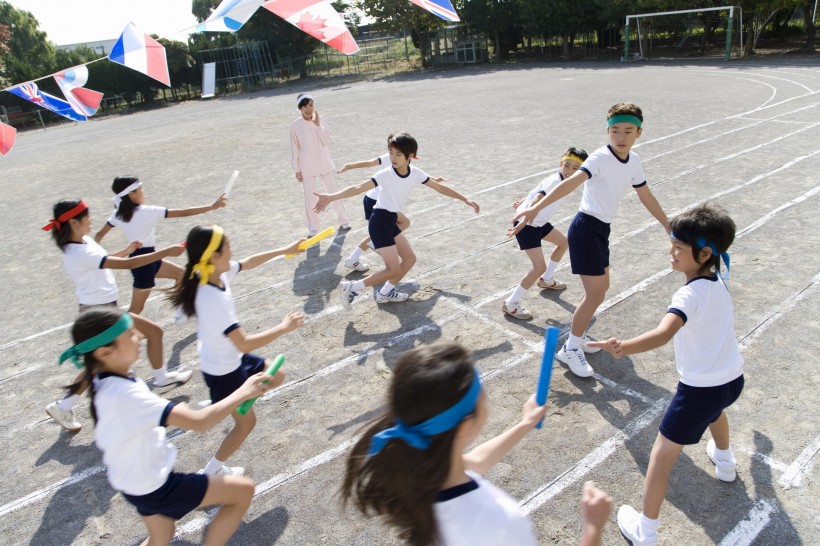 小学体育课运动图片(23张)