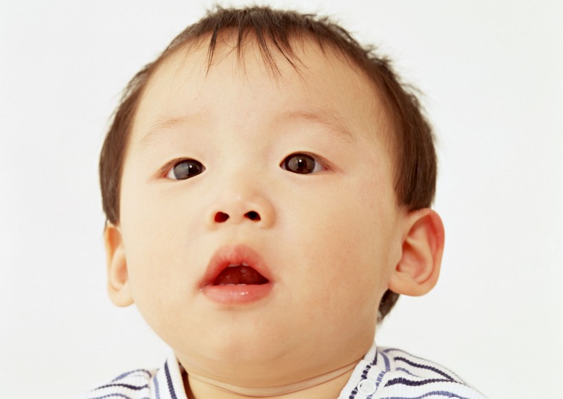婴幼儿脸部表情特写图片(38张)
