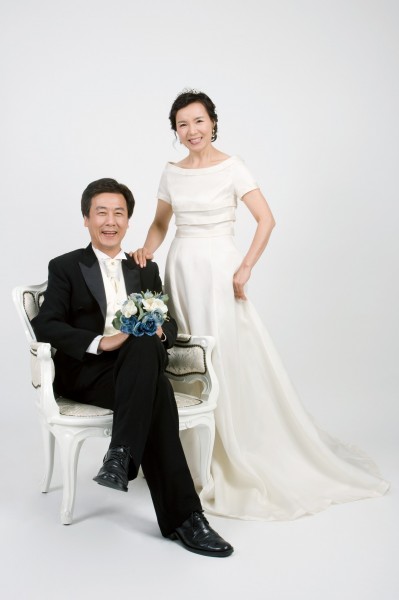 中年夫妇婚纱照图片(20张)