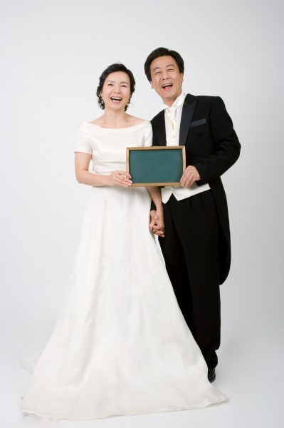 中年夫妇婚纱照图片(20张)