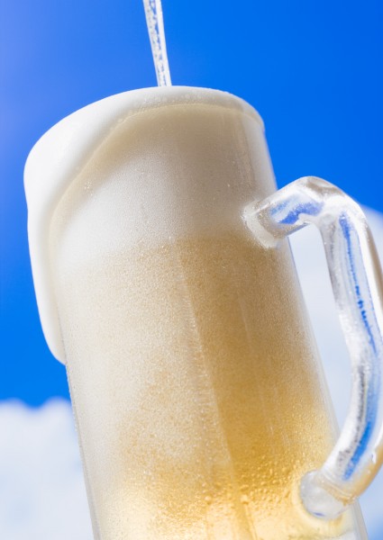 夏日清新背景素材啤酒西瓜风车向日葵图片(15张)