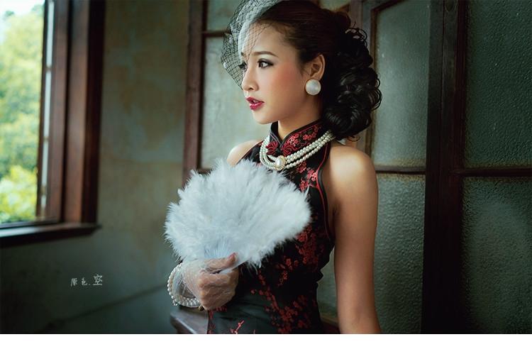 性感模特优雅古典美女完美秀身材