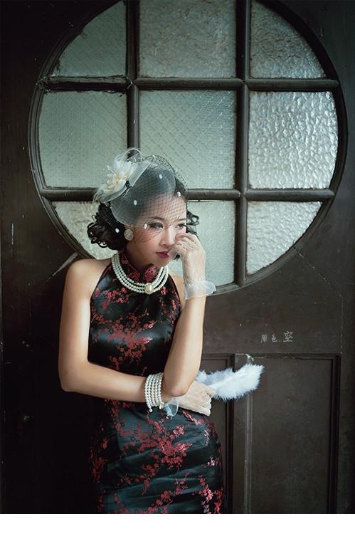 性感模特优雅古典美女完美秀身材