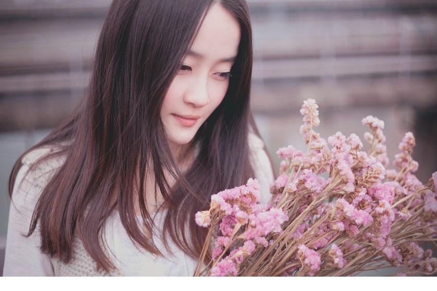 清新甜美MM恬静似繁花