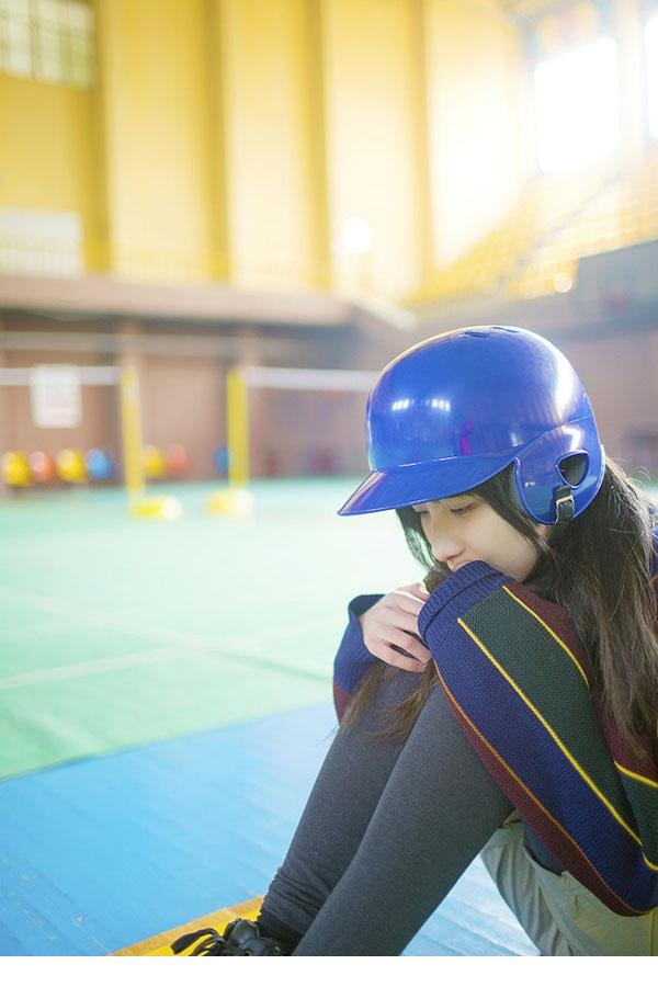 棒球少女清纯甜美容颜