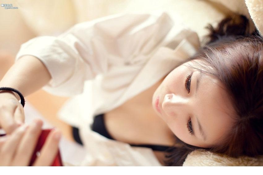小清纯女生的性感私房诱惑