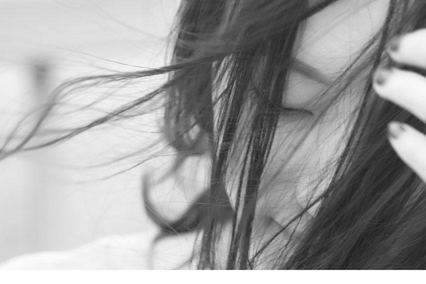 邻家女孩般甜美迷人的姑娘一枚