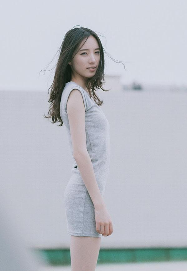 邻家女孩般甜美迷人的姑娘一枚