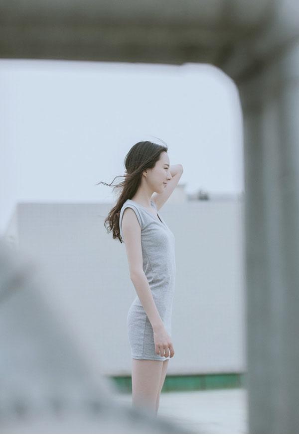 邻家女孩般甜美迷人的姑娘一枚