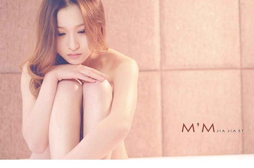 气质MM私房美照意想不到的尺度