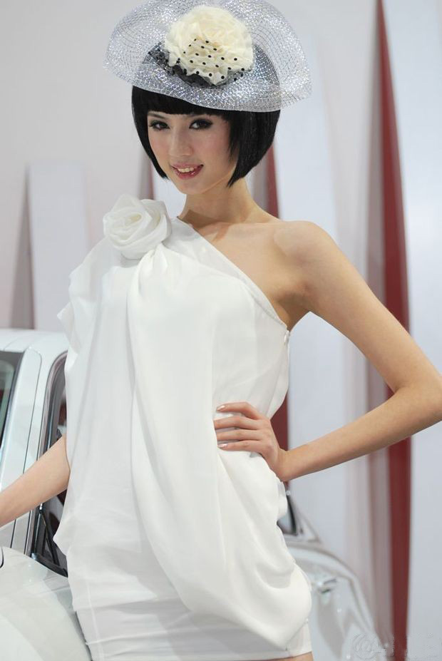 雪铁龙车展美女车模美图
