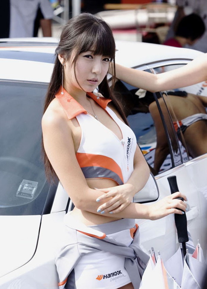 看韩国车模美女